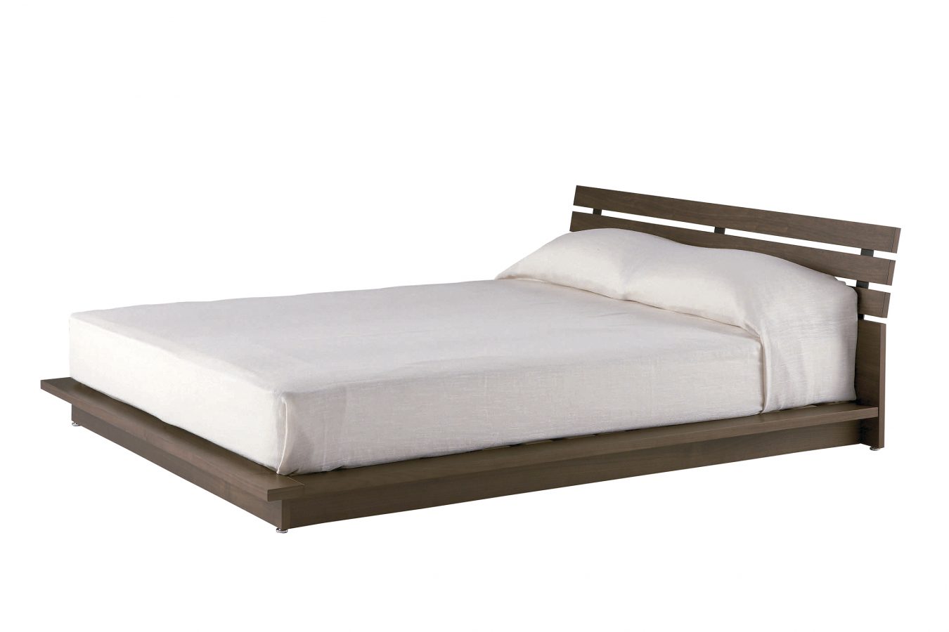 FB-BED-LOW-TYPE（DOUBLE）_02-1350x900